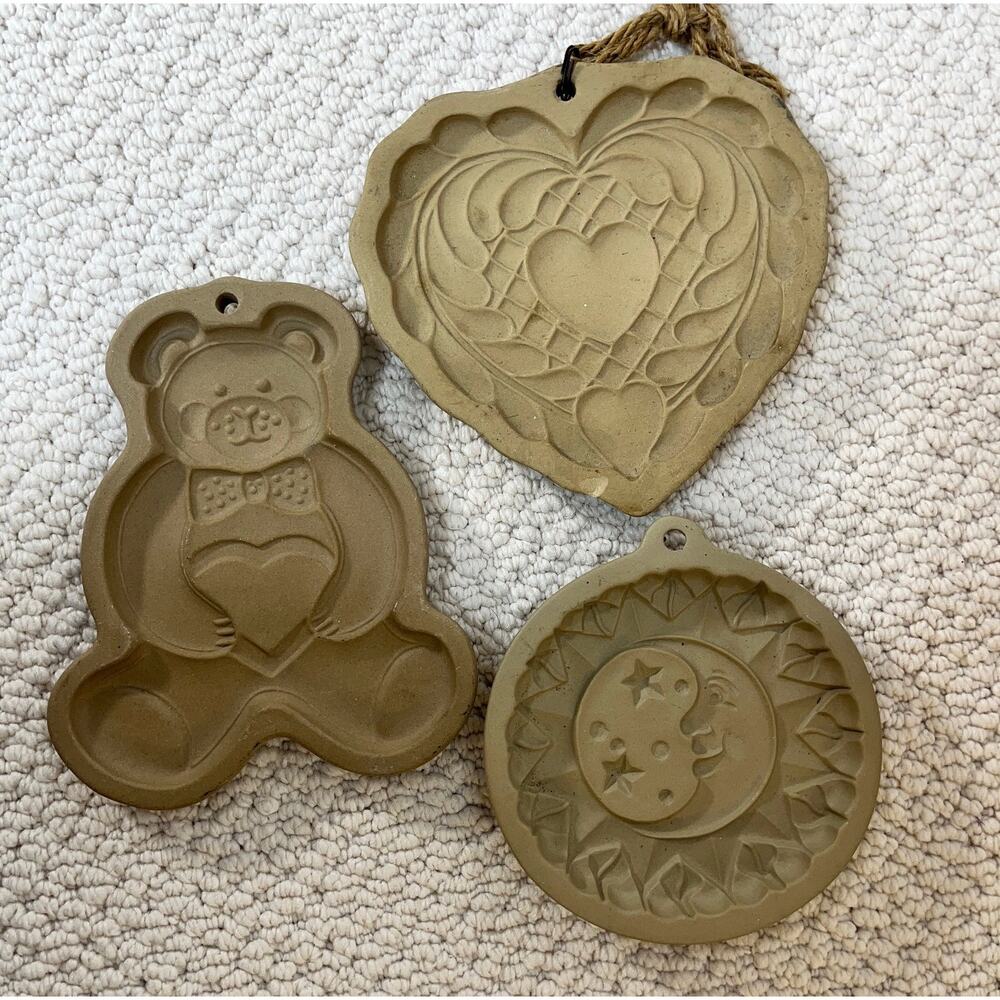 Pottery Cookie Molds Teddy Bear Celestial Moon Hearts Lot of 3 Vintage